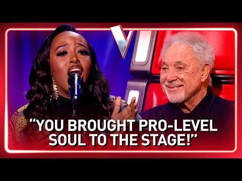 SCHOOL TEACHER gives The Voice coaches GOOSEBUMPS | Journey