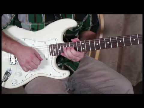 3 Must know E Blues Riffs (Eric Clapton Guitar lesson toolbox)